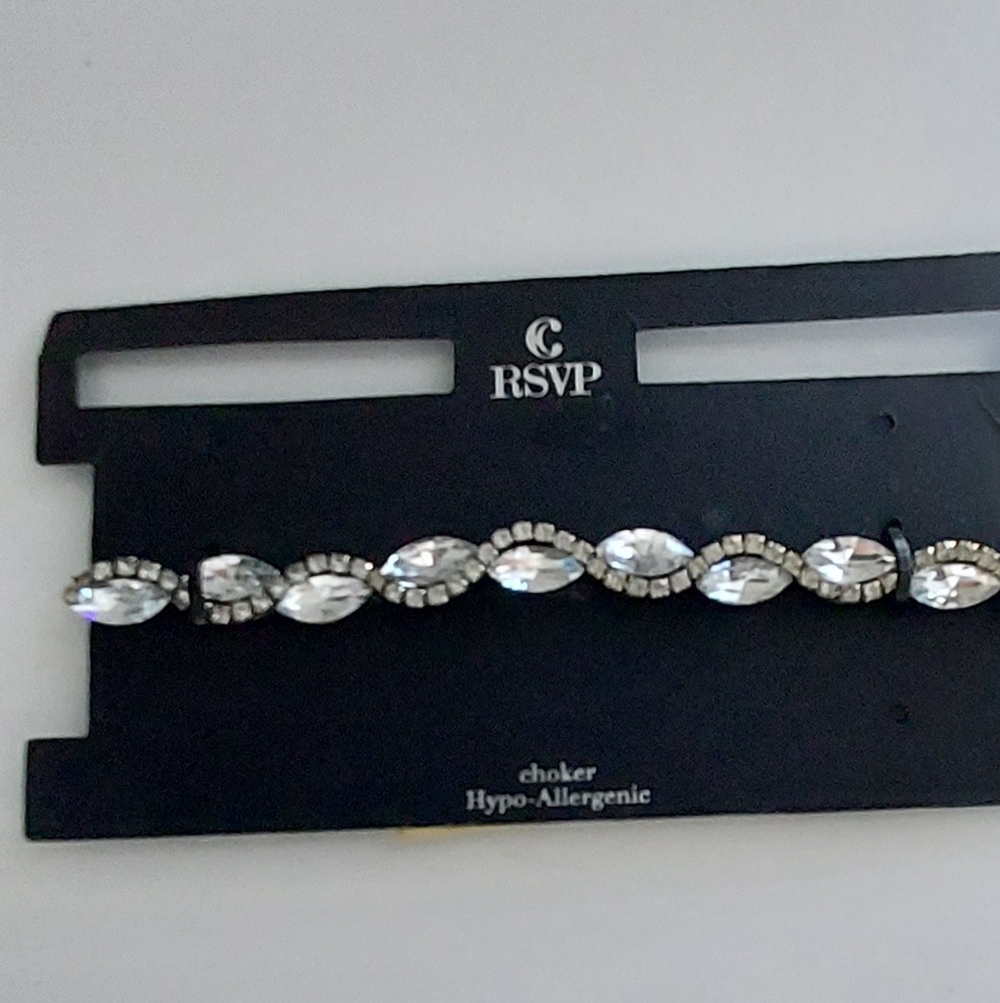 Glitter Bling Choker Necklace Silver and Clear Rhinestones New on Package Prom